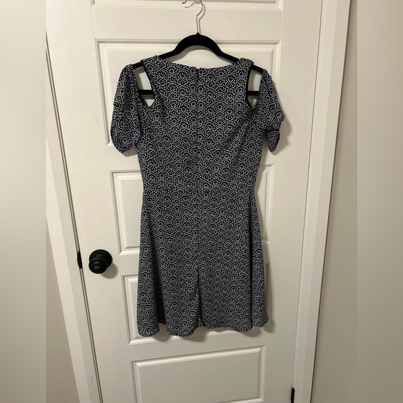 Banana Republic Cold Shoulder Fit and Flare Navy Print Dress - Picture 4 of 6